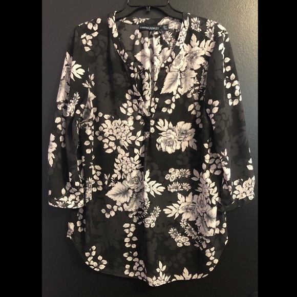 Cynthia Rowley Tops - Cynthia Rowley Monochromatic Floral Blouse